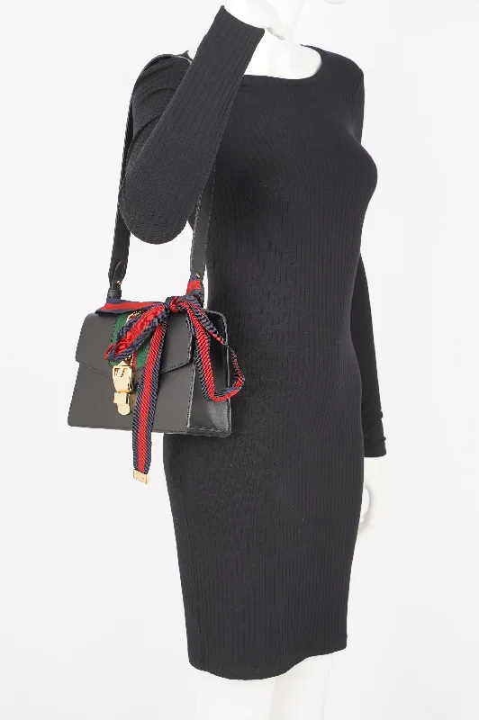 Ladies Gucci shoulder bags with a wide - width strapLadies Gucci shoulder bags with a wide - width strapGucci Womens Sylvie Black / Green / Red Medium